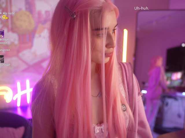 hor-neyJ0zy from BongaCams is Freechat