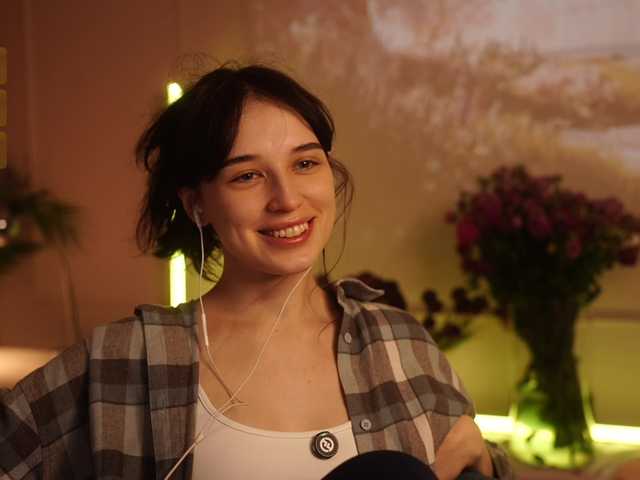 hor-neyJ0zy's BongaCams show and profile