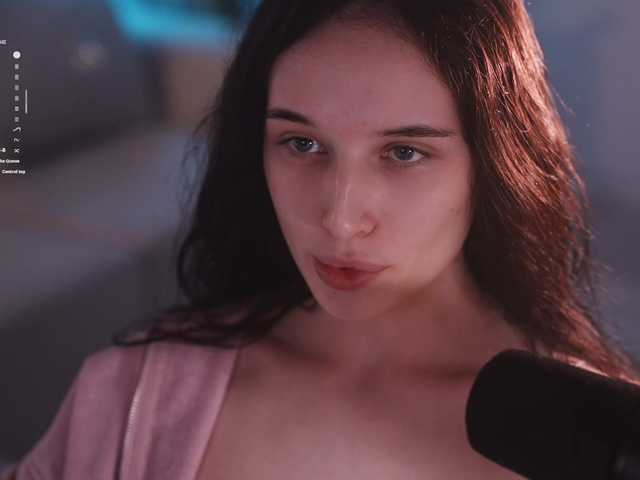 hor-neyJ0zy's BongaCams show and profile