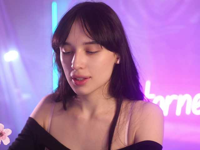 hor-neyJ0zy's BongaCams show and profile