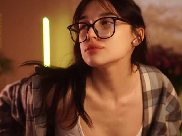 hor-neyJ0zy's BongaCams show and profile