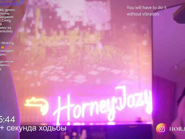 HorneyJozy webcam