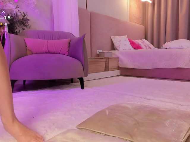 Sex chat gratuit in direct cu MiaTonyy pe BongaCams