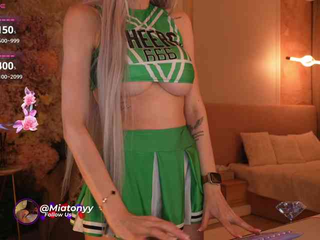 live porno MiaTonyy