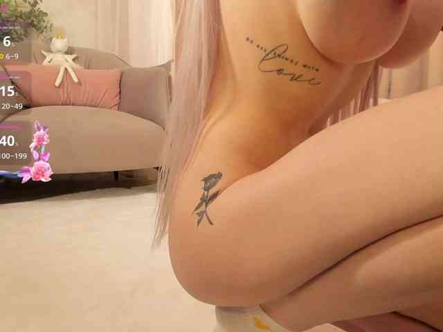 web cam show MiaTonyy