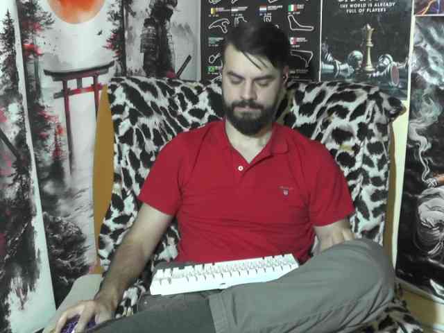 00george Live Webcam on {site_name}