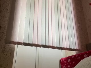 LittleDelora Porn Show