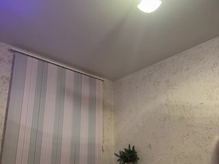 LittleDelora Porn Show