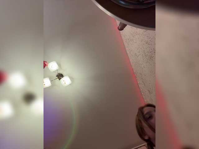 LittleDelora's BongaCams profile