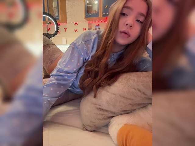 go to chat with LittleDelora