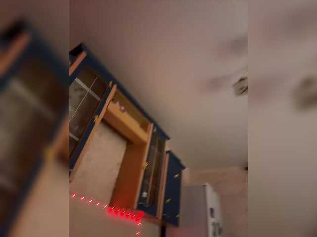 LittleDelora —  I'LL KICK YOU OUT FOR REQUESTING WITHOUT TOKENS!