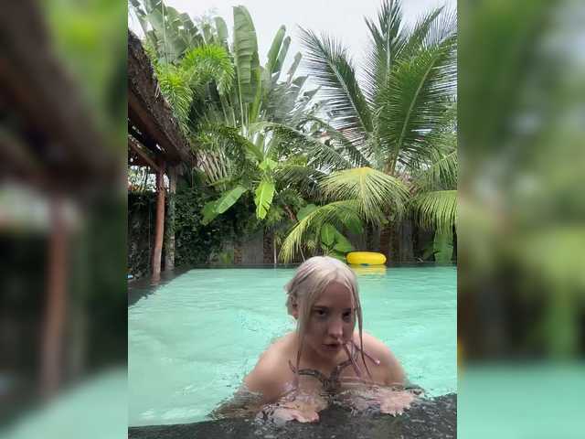 LittleDelora