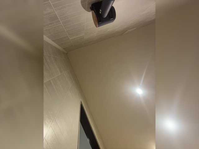 LittleDelora's BongaCams show and profile