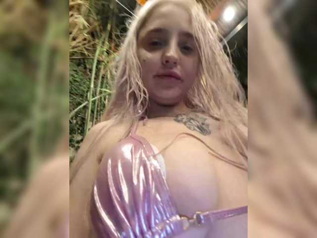 LittleDelora