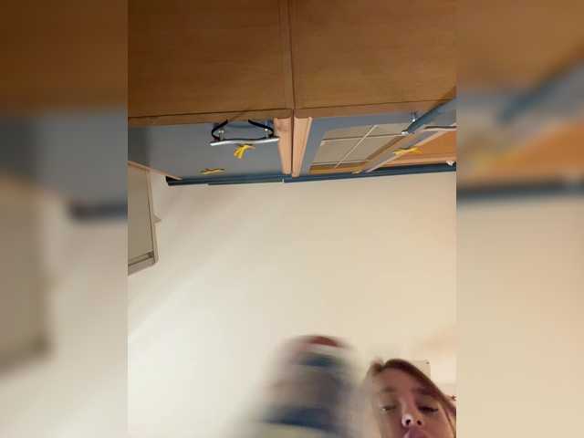 LittleDelora's BongaCams profile