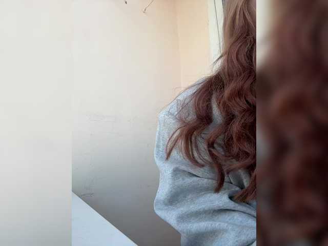 LittleDelora's BongaCams show and profile