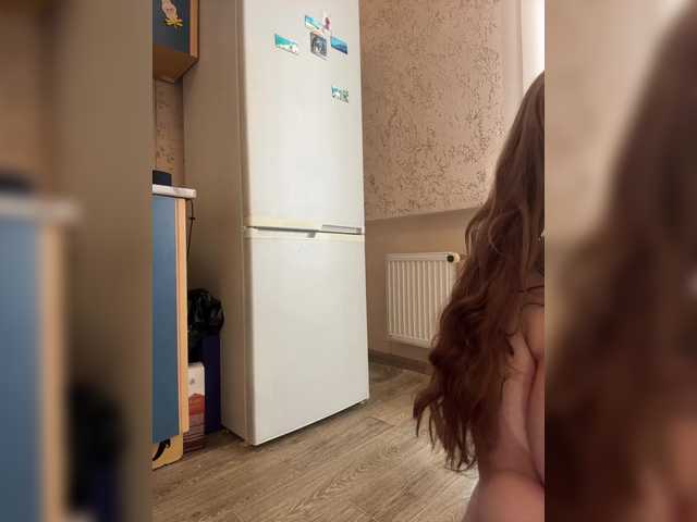 go to chat with LittleDelora