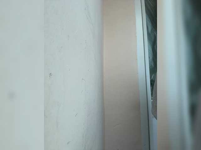 LittleDelora's BongaCams show and profile