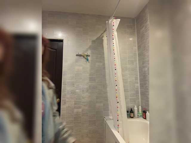  LittleDelora chat room