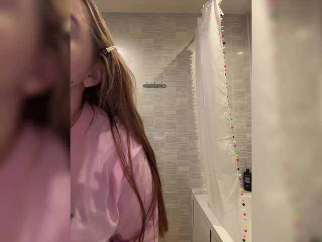 эро-видео с LittleDelora