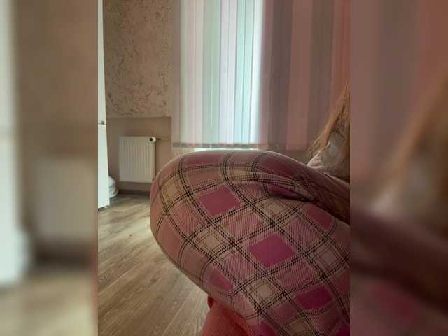 LittleDelora's BongaCams profile