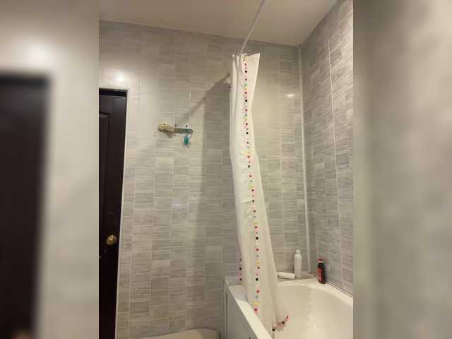 LittleDelora's BongaCams profile