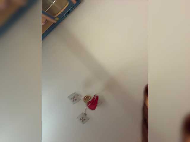 LittleDelora's BongaCams profile