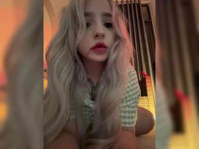 LittleDelora LittleDelora