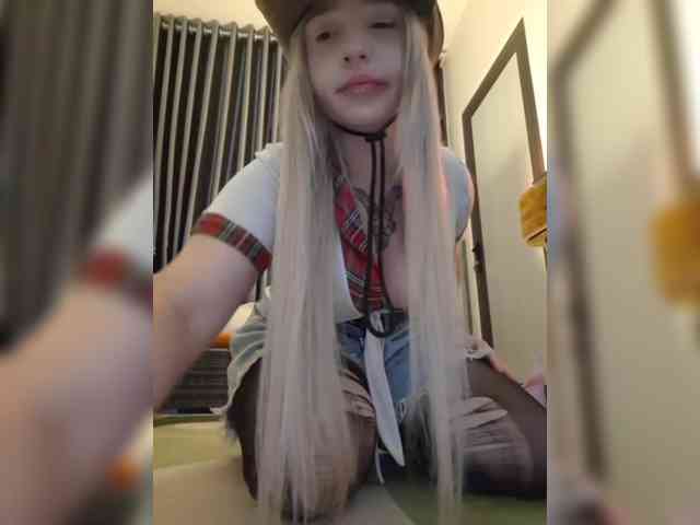 LittleDelora LittleDelora