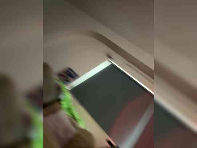 LittleDelora Live Webcam on BongaCams