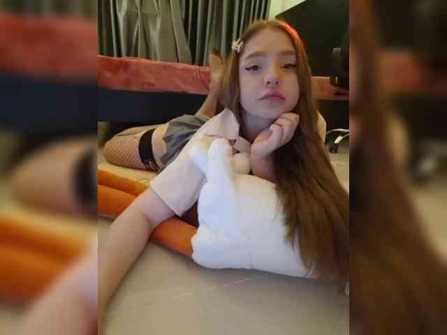 Модель: LittleDelora