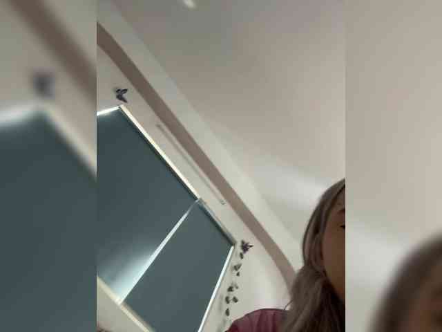 LittleDelora LittleDelora