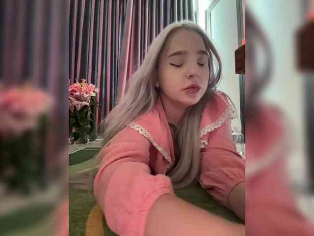 LittleDelora LittleDelora