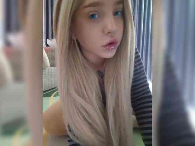 Модель: LittleDelora