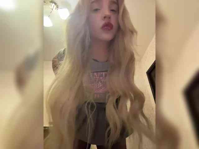 LittleDelora LittleDelora