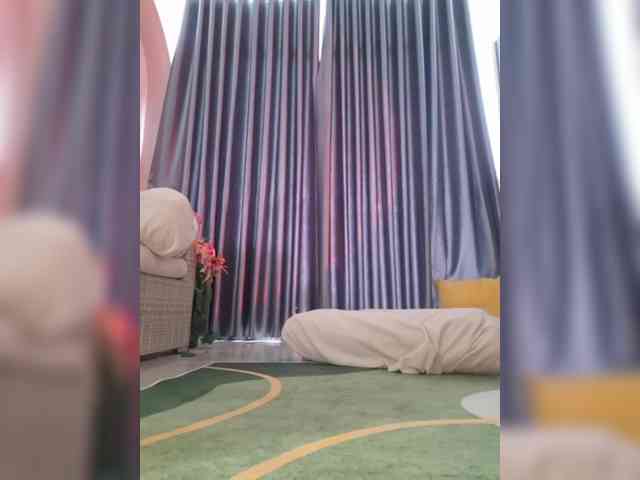 LittleDelora LittleDelora