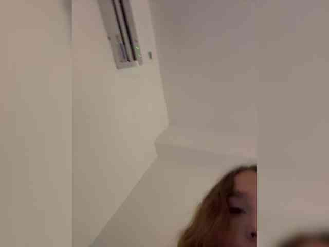Модель: LittleDelora