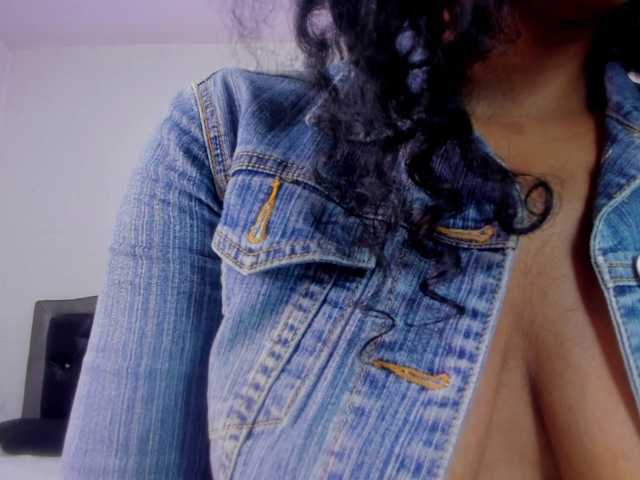  Ellie-Alves chat room