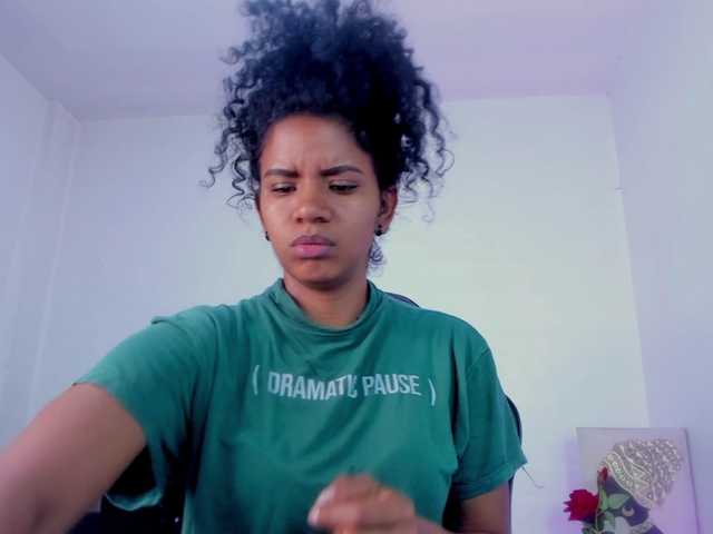  Ellie-Alves chat room