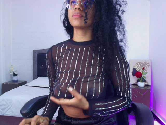  Ellie-Alves chat room