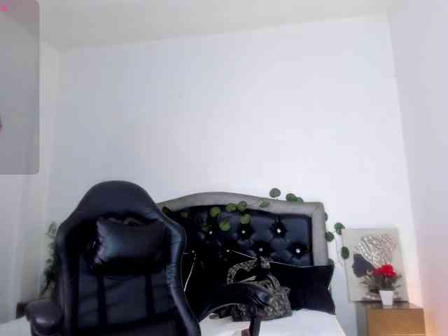 Ellie-Alves webcam