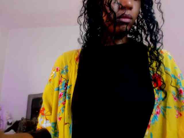 Ellie-Alves webcam