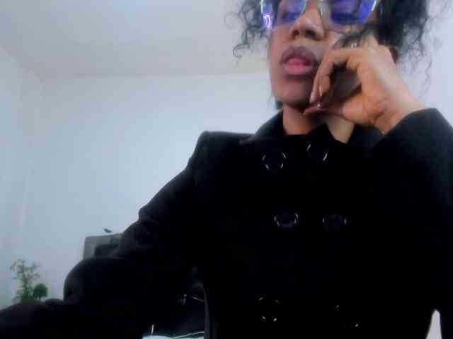 Ellie-Alves webcam