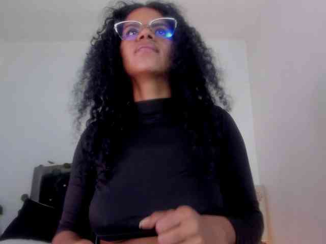 Ellie-Alves webcam