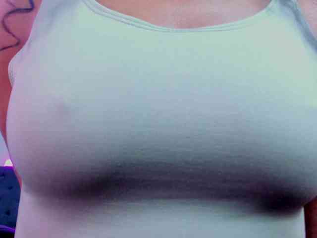 Ellie-Alves Ellie-Alves