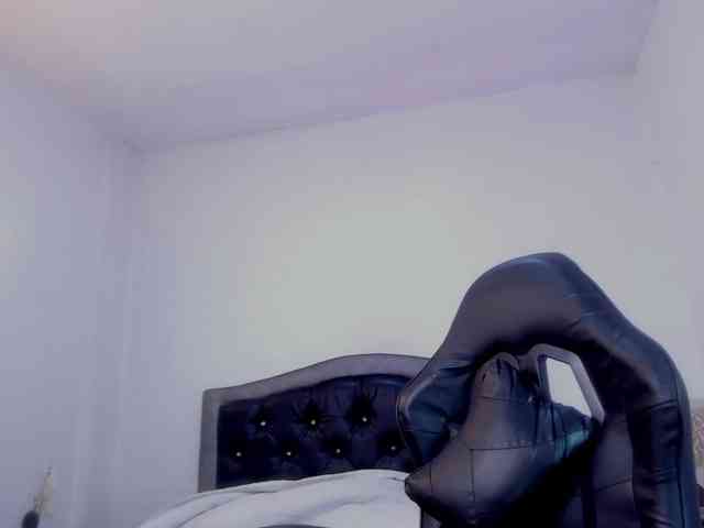 Ellie-Alves webcam