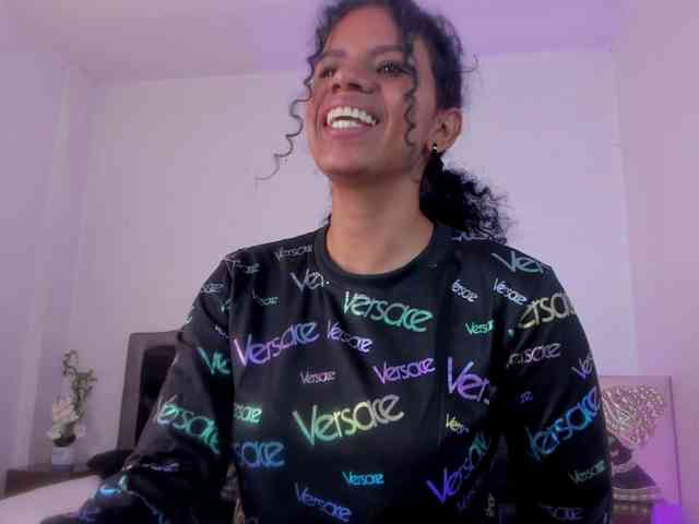 Ellie-Alves webcam