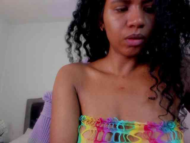 Ellie-Alves webcam