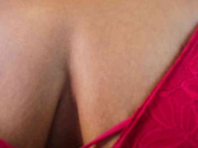 Ellie-Alves webcam