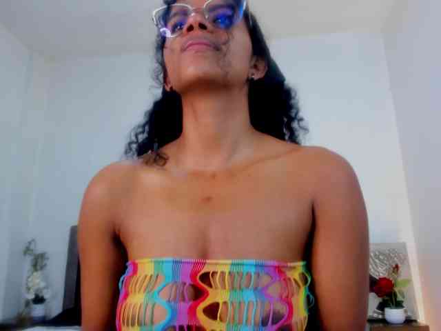 Ellie-Alves webcam